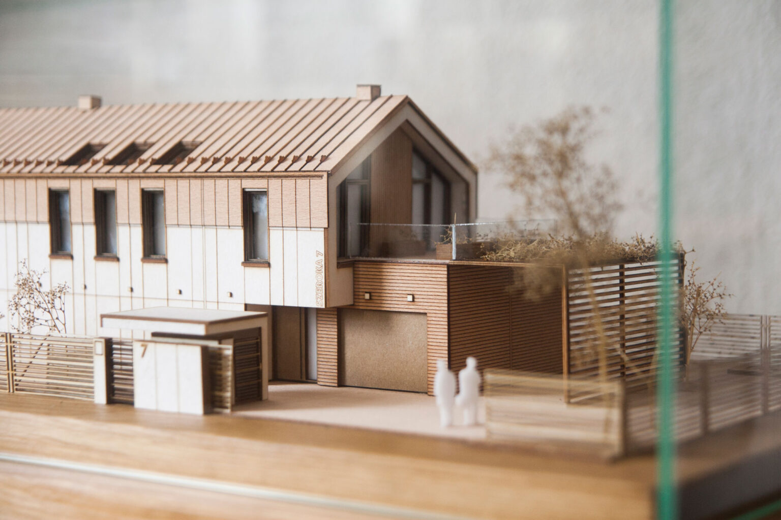 LIVINGMEDIA - DOM W PIEŃKOWIE